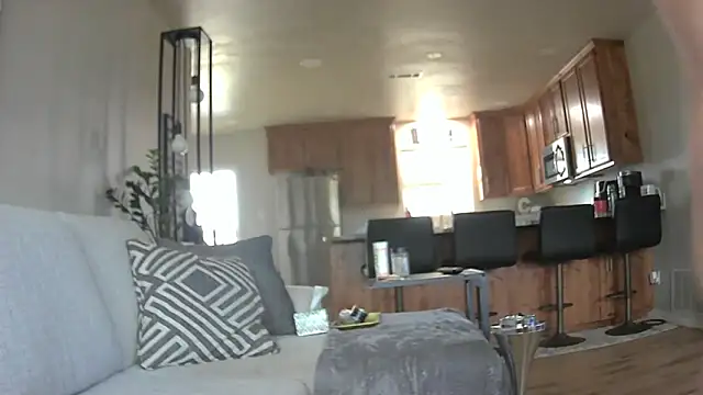 Snapshot of Sexyfunsize chatting on 11/28/25, 05:26 Sexyfunsize online show from 11/28/25, 05:26