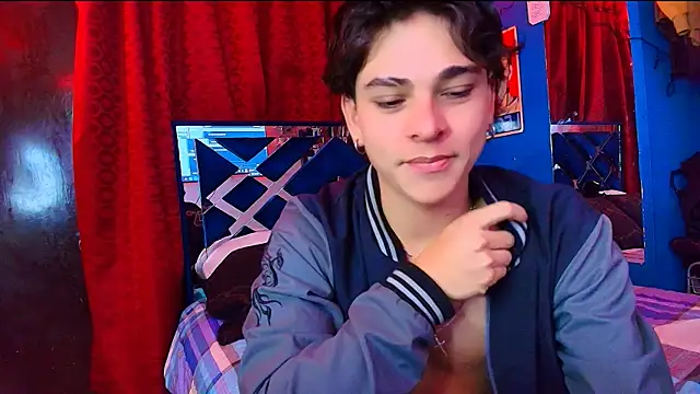 Luke Howland online show from 07/25/26, 01:47