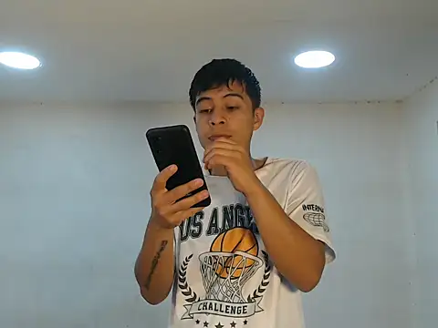 danielitopapuu online show from 10/22/25, 12:27