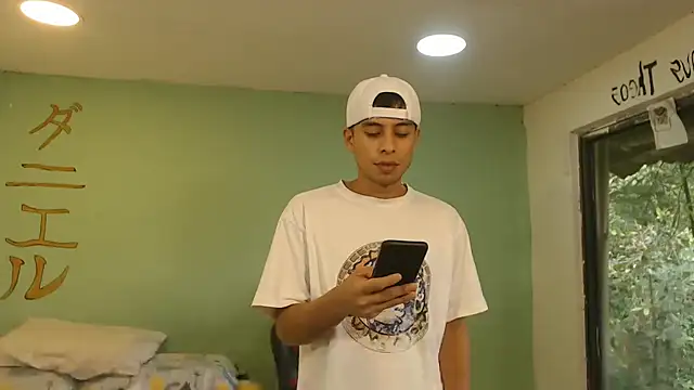 danielitopapuu online show from 07/10/26, 06:21