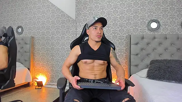 Bryson Collins  online show from 01/16/25, 02:09