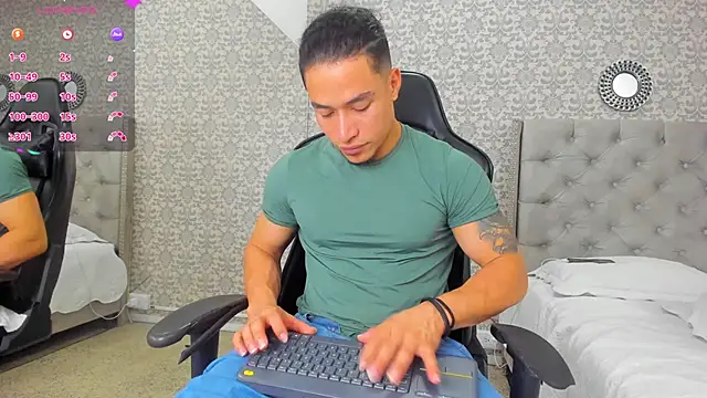 Bryson Collins  online show from 02/06/25, 02:26