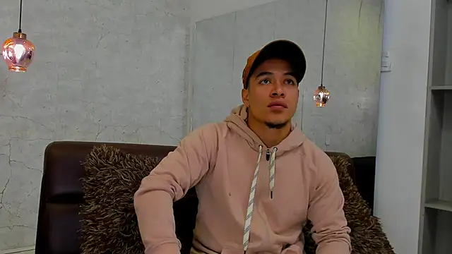 Bryson Collins  online show from 02/10/25, 11:15