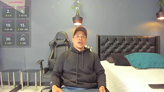 Bryson Collins  online show from 02/11/25, 11:10