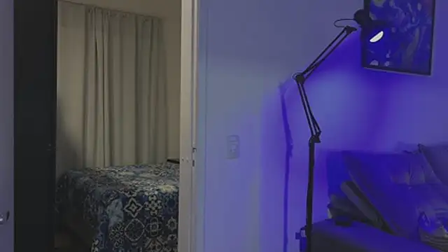 Snapshot of sexxxsutra chatting on 10/23/25, 11:14 sexxxsutra online show from 10/23/25, 11:14