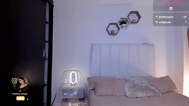 Madison evans1 online show from 09/13/25, 04:12