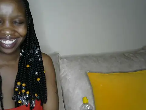 Snapshot of sexxygoldy chatting on 01/19/26, 09:57 sexxygoldy online show from 01/19/26, 09:57