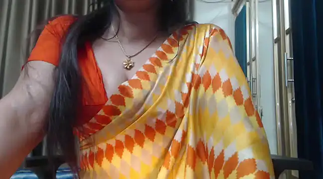 Snapshot of desi-maisa130 chatting on 12/01/24, 04:29 desi-maisa130 online show from 12/01/24, 04:29