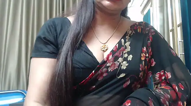 Snapshot of desi-maisa130 chatting on 01/13/25, 08:04 desi-maisa130 online show from 01/13/25, 08:04