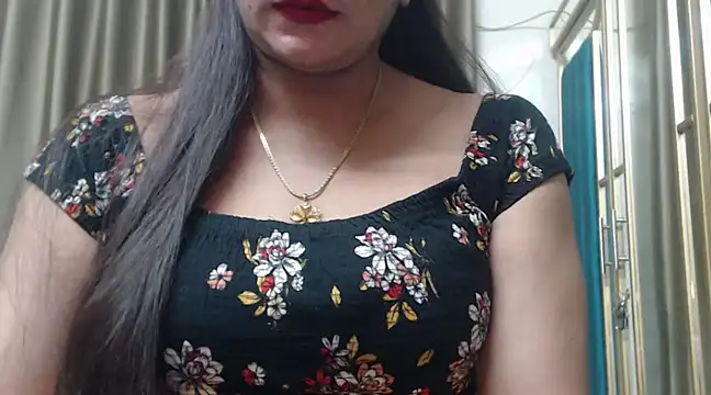 Snapshot of desi-maisa130 chatting on 01/18/25, 04:31 desi-maisa130 online show from 01/18/25, 04:31