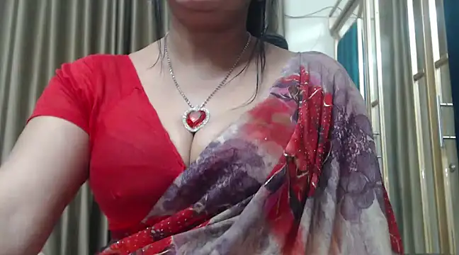 Snapshot of desi-maisa130 chatting on 01/24/25, 09:47 desi-maisa130 online show from 01/24/25, 09:47