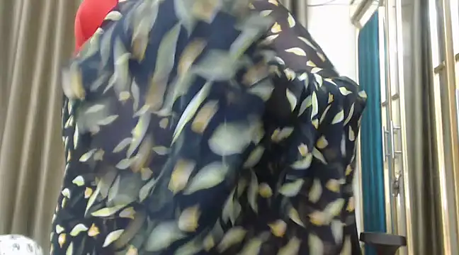 Snapshot of desi-maisa130 chatting on 03/16/25, 07:49 desi-maisa130 online show from 03/16/25, 07:49