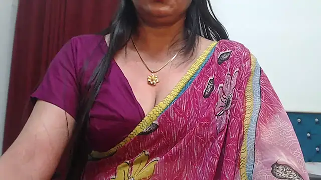 Snapshot of desi-maisa130 chatting on 09/19/25, 05:46 desi-maisa130 online show from 09/19/25, 05:46