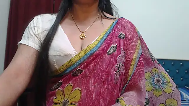 Snapshot of desi-maisa130 chatting on 09/23/25, 04:54 desi-maisa130 online show from 09/23/25, 04:54