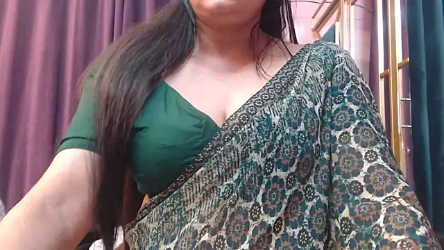 desi-maisa130 online show from 12/22/25, 04:37