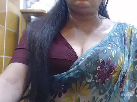 desi-maisa130 online show from 06/11/26, 04:38