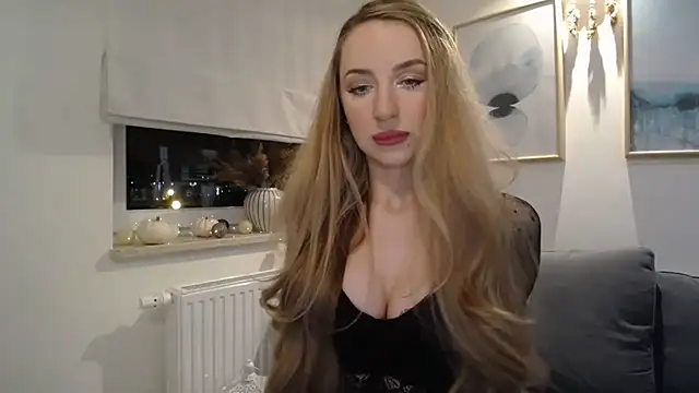 JulietteDiamond online show from 10/27/25, 04:22