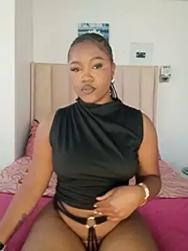 charmainexxx online show from 06/13/26, 09:07