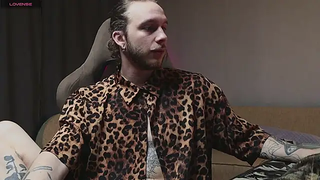 pleasure8869 online show from 12/26/24, 06:09