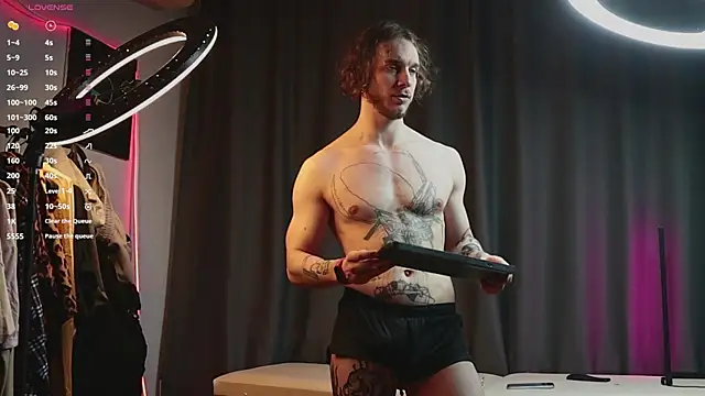 pleasure8869 online show from 02/04/25, 03:57