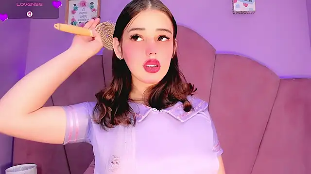 ValeriaAguilar online show from 06/22/26, 10:18