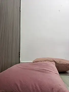 ValeriaAguilar online show from 07/13/26, 12:02