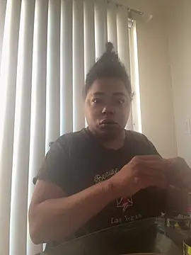 JCCaramelbarbie1 online show from 05/09/26, 11:59