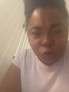 JCCaramelbarbie1 online show from 07/06/26, 12:57