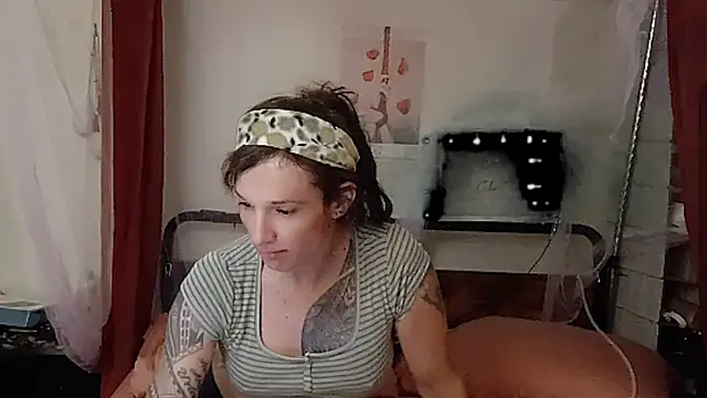 Snapshot of cassiemichellexx chatting on 07/13/26, 02:36 cassiemichellexx online show from 07/13/26, 02:36
