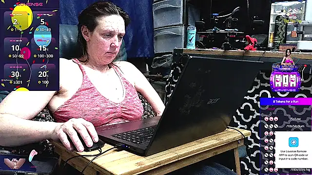 2nakedneighbors1 online show from 02/13/25, 05:48