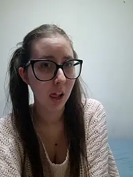 Snapshot of Sarah459 chatting on 11/17/25, 10:04 Sarah459 online show from 11/17/25, 10:04