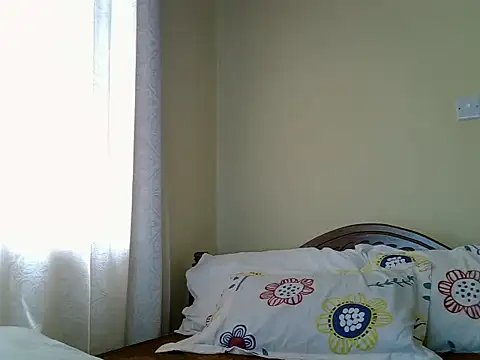 Oliviia  online show from 01/10/25, 09:02
