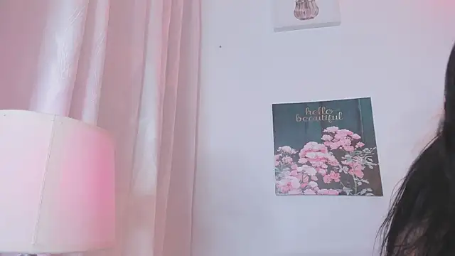 msschloee  online show from 06/06/26, 07:29