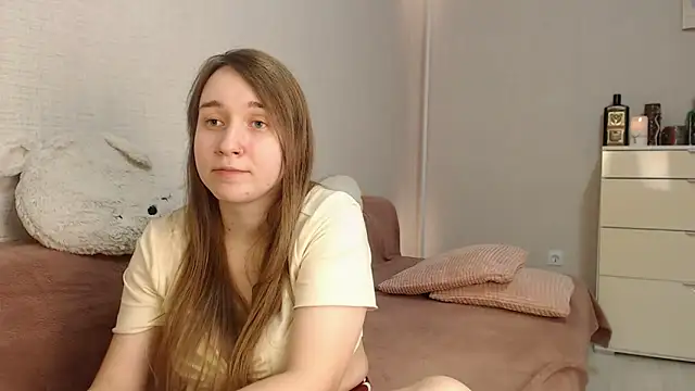 lovely hayley online show from 12/14/24, 10:28