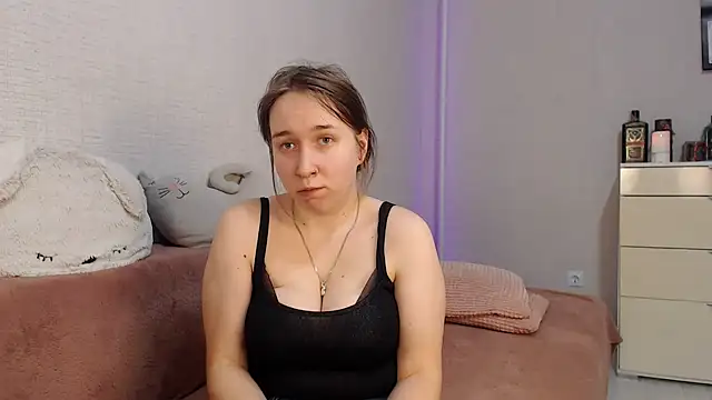 lovely hayley online show from 01/06/25, 11:31