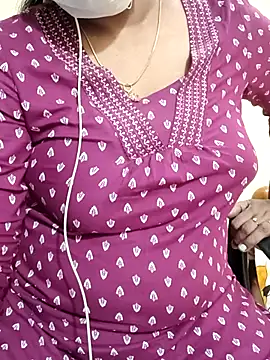 Aishu-tamil09 online show from 02/25/25, 08:30