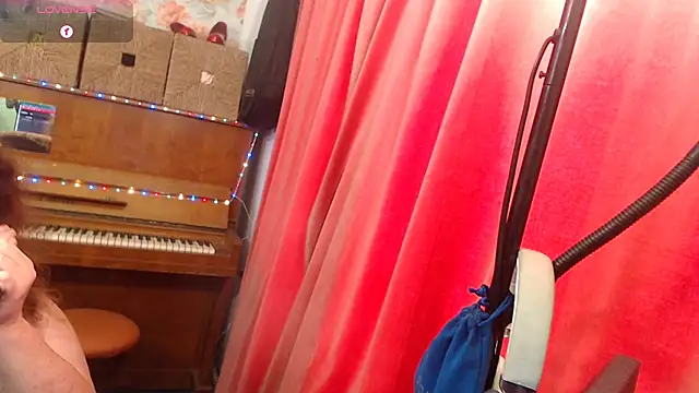 RoseRed69 online show from 12/16/25, 05:45