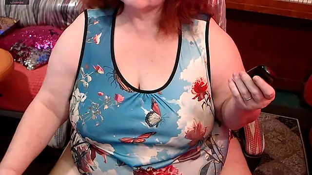 Snapshot of RoseRed69 chatting on 03/10/26, 04:50 RoseRed69 online show from 03/10/26, 04:50
