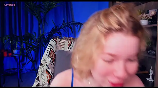 PollyHathor online show from 01/10/25, 01:53
