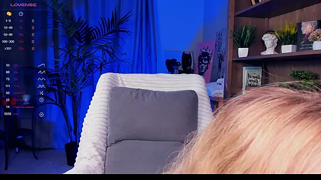 PollyHathor online show from 01/23/25, 09:29
