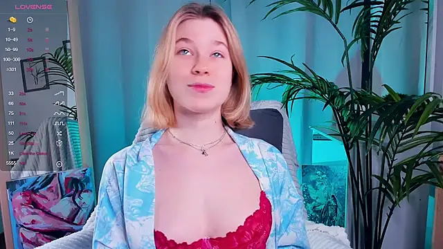 PollyHathor online show from 02/09/25, 09:39