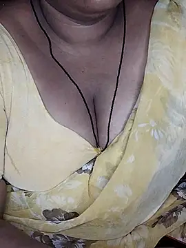 Snapshot of Latha-Hyd chatting on 09/22/25, 04:25 Latha-Hyd online show from 09/22/25, 04:25
