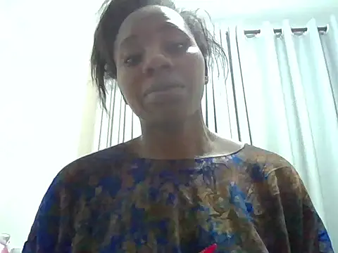 Snapshot of Queen_loveer chatting on 06/03/26, 06:57 Queen loveer online show from 06/03/26, 06:57
