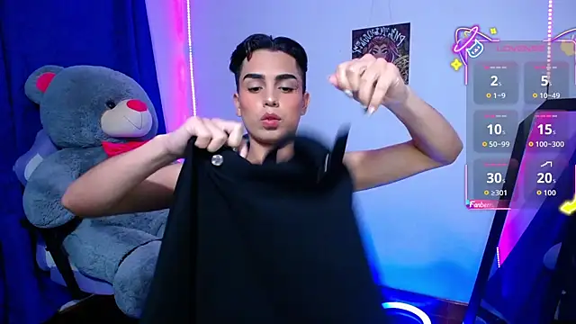OwenBluee online show from 06/01/26, 08:27