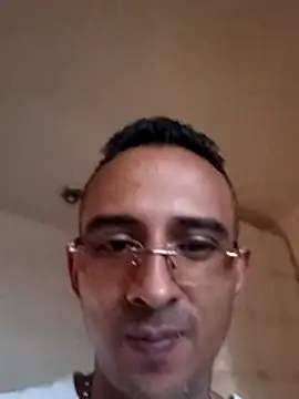 Snapshot of paisa233 chatting on 02/27/26, 03:45 paisa233 online show from 02/27/26, 03:45