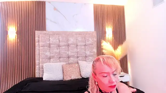 AnastasiaTaylor  online show from 11/11/25, 08:09