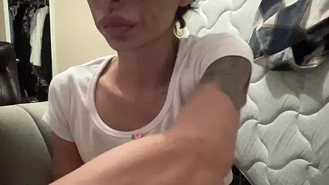 myloveforyouu online show from 05/07/26, 01:11