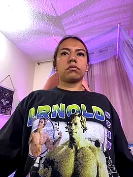 Ivann4 online show from 10/16/25, 08:54