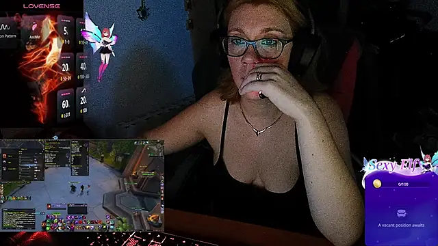 Snapshot of lili-hot-77 chatting on 01/31/25, 08:12 lili-hot-77 online show from 01/31/25, 08:12