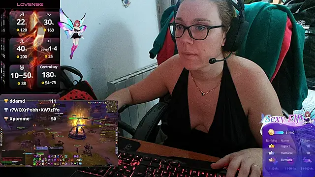 Snapshot of lili-hot-77 chatting on 02/12/25, 02:32 lili-hot-77 online show from 02/12/25, 02:32